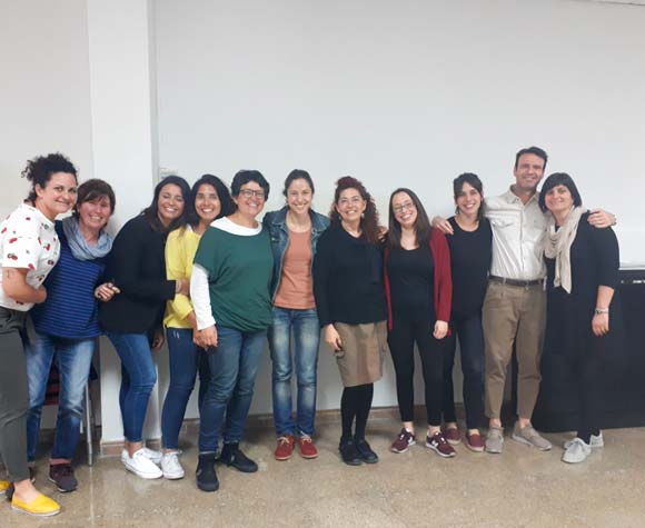 Òrgans responsables i equip treballant en conjunt.