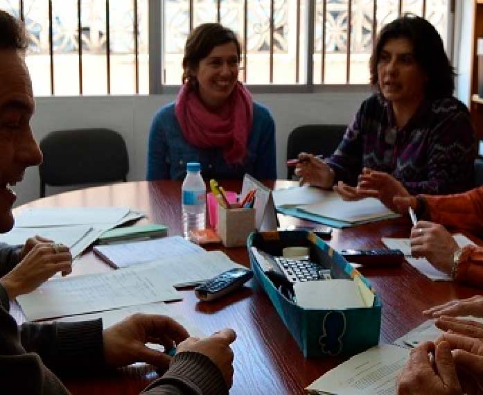 Actividades grupales y apoyo en rehabilitación psicosocial, habilidades sociales y reinserción en la red de recursos públicos de salud y bienestar