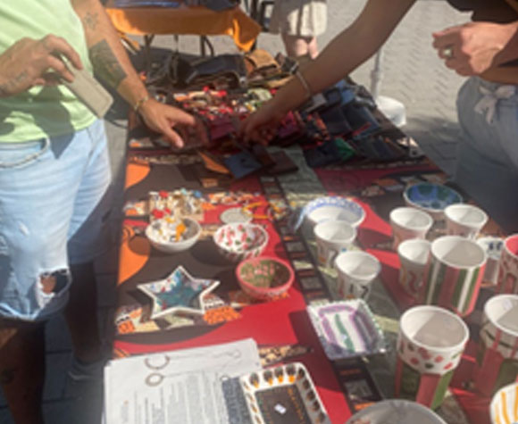 mercadillo solidario de la Soledad